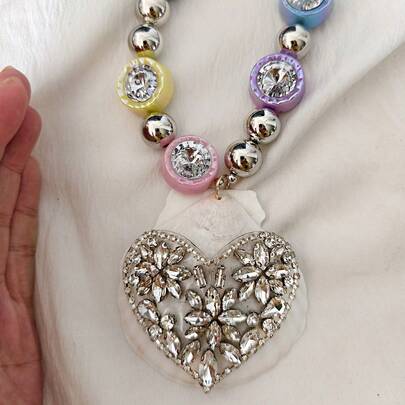 Handmade 2026 Beaded Resin Beaded Flower Crystal Stone Bear Charm Boho Women Pendant Accessory Elegant Agile Necklace Gold-Plated Light Luxury Jewelry Gift