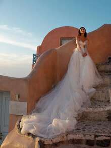 Dreamy Off-The-Shoulder Sweetheart Illusion Long Sleeve Glitter Tulle Ballgown Wedding Dress With Cathedral Train, Wedding Dresses For Bride, Elegant And Comfortable, Includes Plus Sizes, Bridal Gown, Formal Dresses For Women, Suitable For Wedding, Party, After-Party Dress, Cocktail Party, Bride, Party Dress, Formal Occasions, Dinner Dress, Prom Dress, Birthday Party, Celebration, Gala, Festival, Ceremony, Graduation, Homecoming Dress, Vacation, White - 白色 - 查看 4