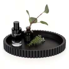 Plateau rond moderne en silicone noir, convient pour la décoration de table basse - décoration minimaliste, centre-pièce idéal pour la décoration de la maison, l'affichage de parfums et les centres d'intérêt de mode, la décoration de bar à café - Multicolore - Voir 15