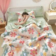 Ultra-Soft And Comfortable Summer Cooling Quilt (Pillowcases Not Included). Luxurious Air-Conditioning Quilt, Multi-Functional Summer Cooling Blanket, Lightweight And Cool Bedding. Breathable, Moisture- Perfect For Bedroom, Guest Room & Sofa Use - 紅花 - 查看 6