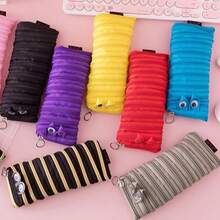 1 hộp đựng bút có khóa kéo ngộ nghĩnh, túi đựng văn phòng phẩm một khóa kéo dễ thương và độc đáo, dung tích lớn. - Hộp đựng bút có khóa kéo ngang - Xem 8