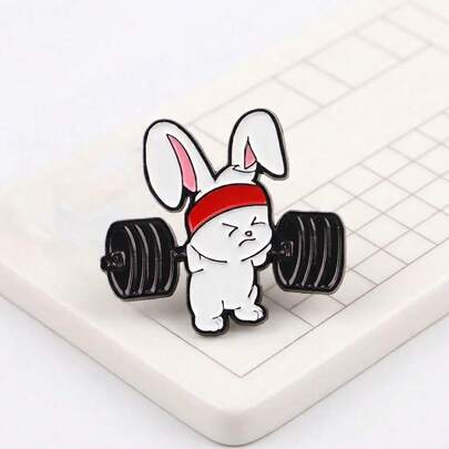 可爱健身兔胸针，杠铃珐琅别针，健身爱好者背包配饰，萌趣杠铃兔趣味运动风别针