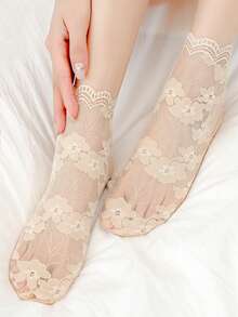 chuanwa（2） 1/5/10 Pairs Women's Spring/Summer Lolita Style Thin Breathable Hollow-Out Solid Color Fashion Lace Plum Blossom Pattern Ankle Socks - Multicolor - View 6