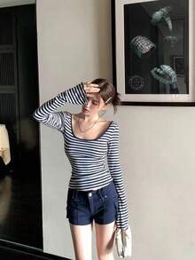 Áo thun dài tay ôm sát, chất liệu rayon kẻ sọc, cổ chữ U, hở lưng, co giãn, thích hợp mặc nhiều lớp, mùa xuân/hè. - sọc xanh hải quân - Xem 5