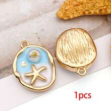 1件金色不锈钢海洋动物吊坠，天然贝壳镶嵌，包含贝壳螃蟹、海星等吊坠，可用于制作项链、手链、耳环，打造海洋主题珠宝，亦可作为DIY礼物。 - 彩色 - 查看 9