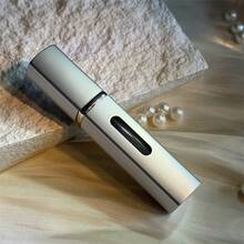 0.27oz Reusable Dispensing Bottle, Mini Perfume Atomizer Portable Travel Dispenser Sample Spray Empty Bottle, Refillable Cosmetic Spray Bottle Travel Portable Dispenser Mini Spray Empty Bottle, Suitable For Travel And Outing Accessory For Any Occasion - Đỏ - Xem 10