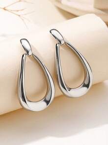 1 par de pendientes de gota de agua hueca de diseño elegante y minimalista de alta gama, versátiles, adecuados para uso diario, festivales y fiestas de mujeres - Plateado - Ver 4
