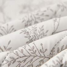 1pc Skin-Friendly Minimalist Plaid + Floral Quilted Wide-Edge Summer Quilt, Soft & Fine, Moisture-Wicking & Breathable, Minimalist & Elegant, Fashion Air Conditioning Quilt, Lightweight & Breathable Summer Quilt - Promise - View 7