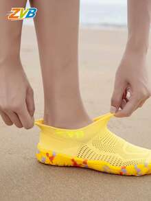 ZVB Couple's Water Shoes, Suitable For Barefoot Enthusiasts, Soft Bottom Women's Beach Shoes For Swimming, Diving, Outdoor Quick Drying Summer Sandals, Fishing Water Shoes, Non-Slip Breathable Aqua Socks - Yellow - View 8