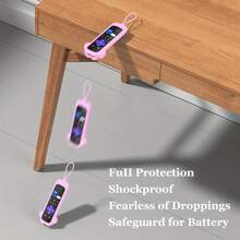 A Cute Cat Paw-Shaped Silicone Remote Control Cover, Designed Specifically For Roku TVs And Players, Including Voice Remotes Without Headphone Jacks.It Glows In The Dark And Comes With A Lanyard, Designed Specifically For The Roku Express 4K+ And HD Streaming Stick. - Xem 12