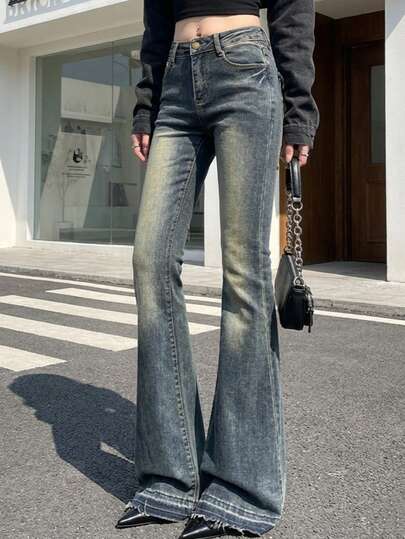 Quần jeans ống loe cạp cao, co giãn, kiểu dáng thường ngày, màu bạc, thích hợp cho mùa xuân.