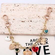 1 pièce Porte-clés de luxe en forme de cœur, style punk doux, pendentif de sac incrusté de pendentif d'amour. Accessoires de bijoux, cadeau magnifique pour les amis - Multicolore - Voir 11