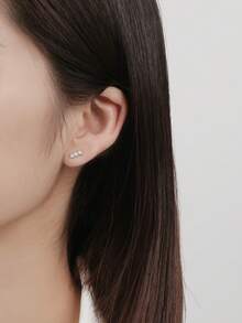 SYMFNY 925纯银镶嵌璀璨切割锆石弧形耳钉，适合女性和女孩佩戴 - 耳環 - 查看 4