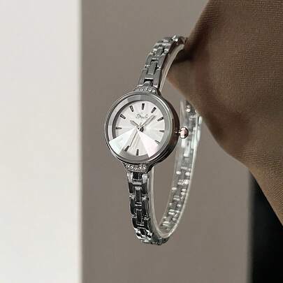 1. Godi Women's Pre-Owned Luxury-Style Elegant And Versatile Student Watch: A Refined Ladies' Quartz Bracelet Watch Suitable For Students And Everyday Wear