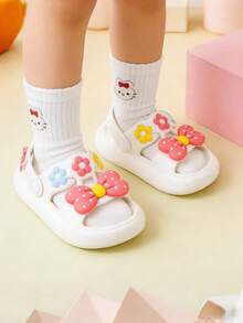 Dép xăng đan mùa hè đế mềm chống trượt hình hoạt hình dễ thương cho bé trai và bé gái, thích hợp mang trong nhà. - trắng - Xem 5