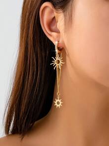 1 Pair Golden Color Spiral Sun Sunburst Dangle Earring For Women - Minimal Huggie Hoop With Chain And Sunshine Pendant - Summer Bohemian Jewelry - Sun Earrings - View 1
