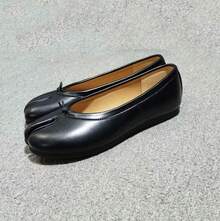 2026 New Model I Split-Toe Shoes Women, New Pleated Flat Shallow Bow Ballet Pigtoe Shoes, Elegant Women's Shoes - 黑色(經典)-1 - 查看 1