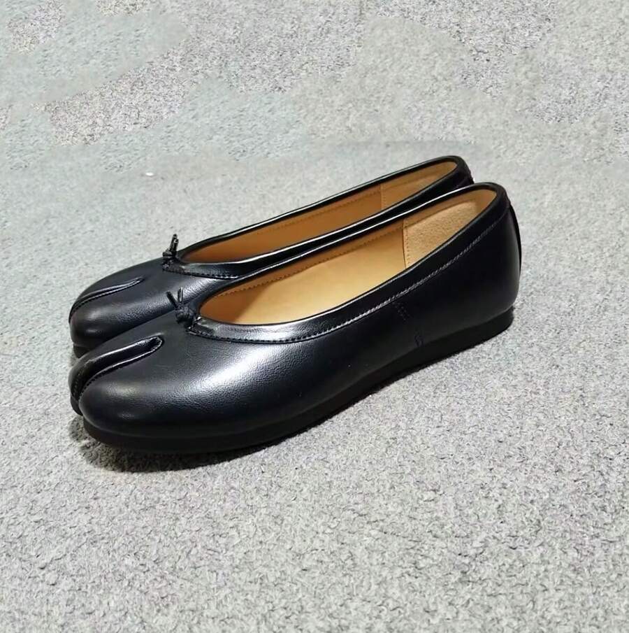 2026 New Model I Split-Toe Shoes Women, New Pleated Flat Shallow Bow Ballet Pigtoe Shoes, Elegant Women's Shoes - 黑色(經典)-1 - 查看 1