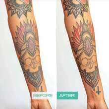 Sữa rửa mặt tạo bọt Farfnir Tattoo Cleansing Mousse 120ml/60ml: Lớp bọt mịn, giàu dưỡng chất nhẹ nhàng làm sạch vùng da xăm. Được làm giàu với Glycerin và chiết xuất cúc vạn thọ, sản phẩm dưỡng ẩm, làm sáng và loại bỏ tạp chất. Phù hợp với mọi tông da. Chăm sóc sau khi xăm. - Màu xanh hải quân - Xem 9