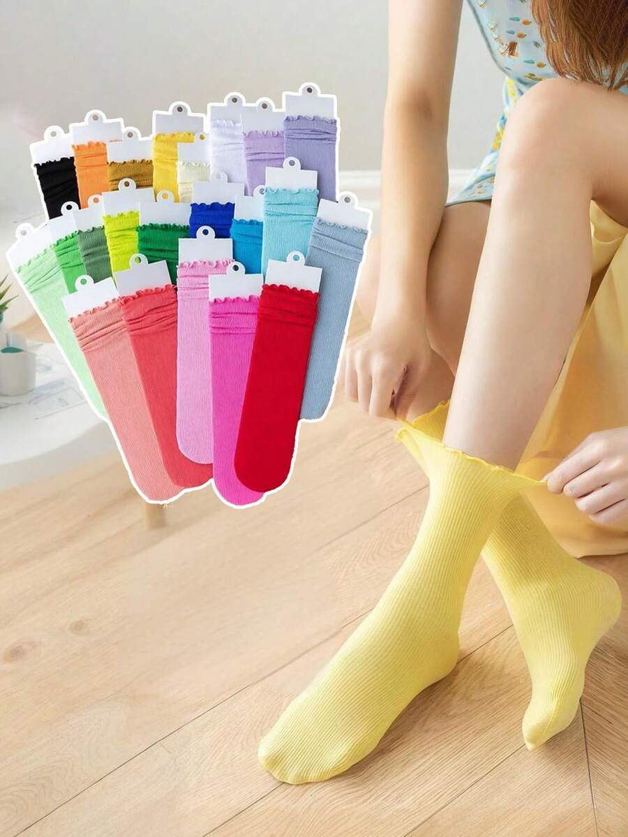 10 đôi tất nữ cổ ngắn viền ren, tất dệt kim gập cổ, siêu mỏng thoáng khí cho mùa hè, phối màu tươi tắn tạo vẻ trẻ trung, độ co giãn cao, thiết kế không gót giúp thoải mái, không gây ma sát. 10 đôi màu ngẫu nhiên, chỉ bán tất, không kèm hộp carton. - Nhiều màu - Xem 1