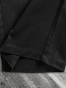 Men's Black Straight Fit Button Waist Casual Shorts - Black - View 8
