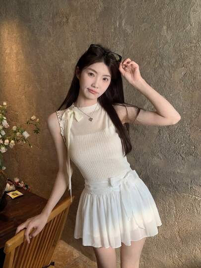 Pure White High Waist A-Line Mini Skirt, Flattering Silhouette, Versatile For Daily Wear