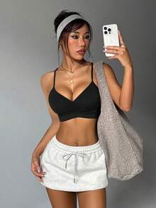 Women's V-Neck Ruched Criss-Cross Back Sports Bra, Breathable Skin-Friendly Spaghetti Strap Fitness Bralette, Ruched Front Design To Shape Bust, Multi-Strap Criss-Cross Hollow Back Design, Fashionable And Eye-Catching, Spaghetti Straps Fit Shoulder And Neck Without Slipping, Breathable Fabric To Say Goodbye To Sweat, Provides Moderate Sports Support, Multiple Colors Available For Simple And Versatile Style, Suitable For Yoga, Running, Fitness Training, Can Be Worn Directly As Outerwear Or As Inner Layer, Combines Sports Practicality And Vibe Women's Sports Tank Top - Black - View 4