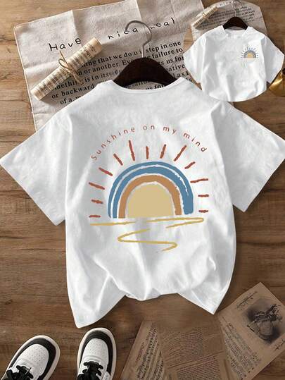 Áo thun nữ tay ngắn cổ tròn in hình cầu vồng phong cách Bohemian với khẩu hiệu tích cực "Ánh nắng trong trái tim tôi", thích hợp cho đi học, mặc hàng ngày, đi nghỉ mát, v.v. Màu trắng, thích hợp cho mùa xuân/hè/thu.