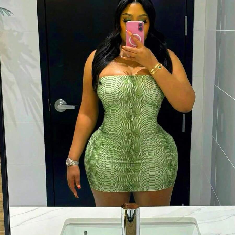 Fashionable New Green Snake Patterned Strapless Short Skirt With Cinched Waist For Slimming, Spicy Girl Style, Women's Sexy Hip Hugging Dress - màu xanh lá - Xem 1