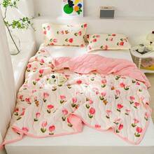 1pc Skin-Friendly Minimalist Plaid + Floral Quilted Wide-Edge Summer Quilt, Soft & Fine, Moisture-Wicking & Breathable, Minimalist & Elegant, Fashion Air Conditioning Quilt, Lightweight & Breathable Summer Quilt - Sweetness - View 4