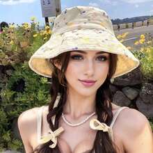 Cute & Sweet Floral Double-Sided Bucket Hat, Large Brim Sun Protection For Summer, Petite Look - Small Floral Pattern - View 5