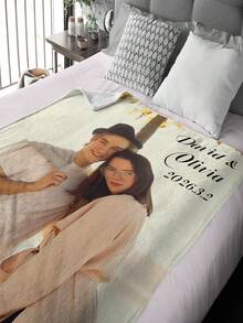 1pc Customized Photo Blanket, Customized Text With Photo Flannel Blanket, Bedding Blanket, Customized Blanket, Customized Image Blanket, Personalized Family Photo Blanket, Customized Graphic Blanket, Personalized Blanket With Image, Friend Blanket, Cozy Blanket, Family Gift, Wedding Gift, Mother's Day Gift, Birthday Gift, Office Use Blanket - Multicolor - View 4