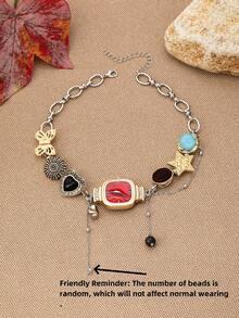 1件Y2K风格多元素项链，包含手表/心形/星星/蝴蝶吊坠，时尚女士吊坠项链，理想的情人节礼物（手表设计象征着捕捉最美好的瞬间和最甜蜜的回忆） - 方形紅色 - 查看 6