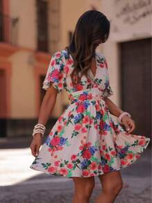 女士波西米亚风印花V领短袖褶皱A字迷你连衣裙，喇叭下摆 - 粉色 - 查看 3