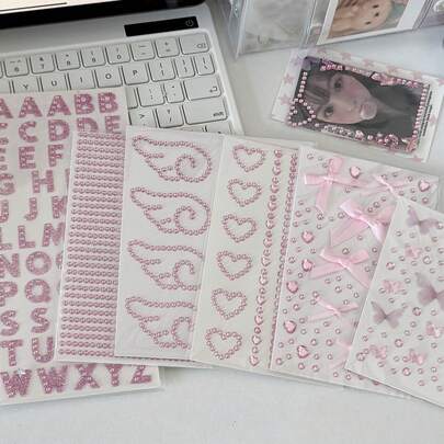 Six Types Of Pink 3D Gemstone Stickers, Including Geometrically Asymmetrical Diamond Shapes Such As Pentagons, Chains, And Hearts. Perfect For Kids' 3D DIY Projects, Decorating Card Books, Albums, Star Cards, Notebooks, Diaries, Phone Cases, And More.