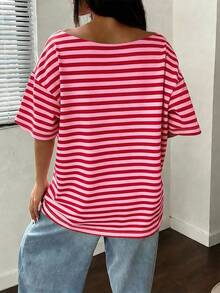 Camiseta holgada de estilo clásico con rayas marrones, de hombros caídos, estilo callejero de moda Y2K para verano, blusa casual - Rojo - Ver 2