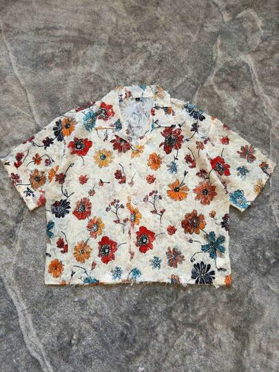 Áo sơ mi ngắn tay mềm mại, unisex, họa tiết hoa mùa hè, vải jacquard, dáng rộng, kiểu rách, áo đôi, khoét lỗ, thích hợp cho dạo phố, trang phục giới trẻ, áo đi nghỉ mát, áo khoác ngắn tay.