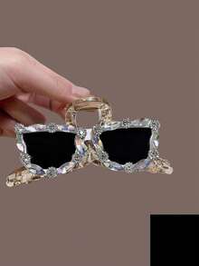 1PC New Style Women's Sparkling Rhinestone Hair Claw: Unique Rhinestone-Edged Shark-Tooth Hair Claw - Multicolor - View 3