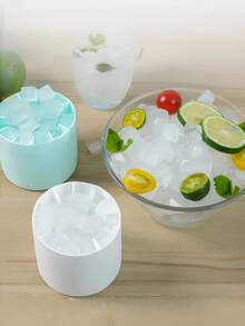 1 PC Press The Mini Ice Cube Tray Gently, A Portable Mini Ice Mold Plate, A Homemade Quick-Freezing Ice Cup, A Convenient Carryable Ice Box For The Kitchen, Ice Block Molds. Ice Molds Are Easy To Use And Durable, Suitable For Making Ice Cubes. Round Ice Block Mold - Mini Cup Ice Bucket, Shaved Ice Accessories, Suitable For Whisky, Bars, Clubs, Restaurants And Households - An Ideal Choice For Beverage Alcohol And Kitchen Accessories, Camping Equipment - Multicolor - View 7