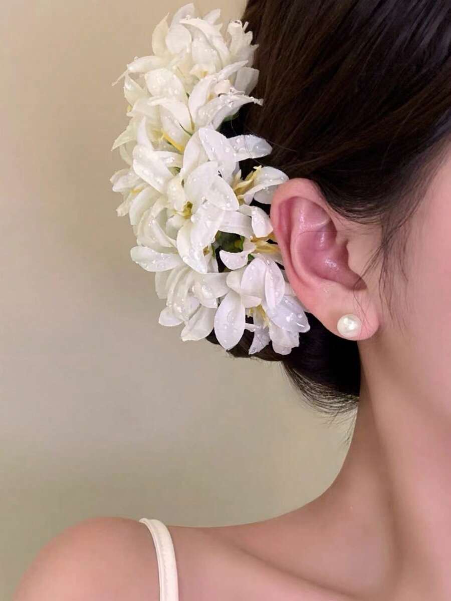 女士时尚优雅白色露珠水仙花发夹，适合日常佩戴，居家、学校、海滩、工作、派对、节日、生日、返校、新年、情人节、母亲节、圣诞节、婚礼、音乐节、毕业典礼、春季、夏季、秋季、冬季、开斋节等场合。 - 白色 - 查看 1