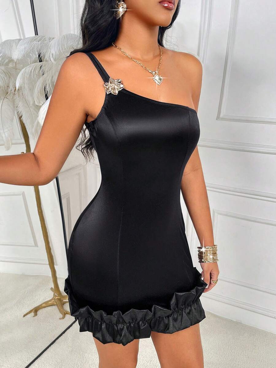 AIJ Amarilo Women's Black Elegant Sexy Y2K Asymmetric Floral Brooch Ruffle Trim Bodycon Mini Dress, Suitable For Party, Wedding, Cocktail Club, Graduation, Prom, Spring/Summer - Black - View 1