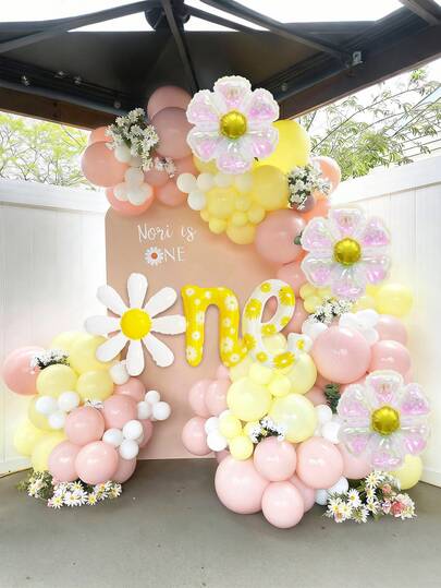 Bộ 89 bóng bay trang trí hình hoa cúc, bao gồm bóng bay chữ in hình hoa cúc, kiểu dáng retro boho màu hồng trắng vàng, bóng bay hình hoa cúc nhiều màu sắc, thích hợp cho các dịp như đám cưới ngọt ngào, tiệc đính hôn, tiệc sinh nhật, kỷ niệm, trang trí nhà cửa hoặc sân vườn, tiệc cô dâu, lễ tốt nghiệp, tiệc chủ đề hoa cúc, tiệc chủ đề boho.