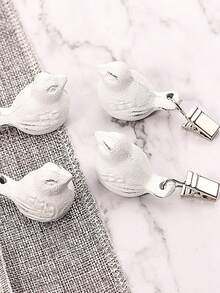 12-1 Pack Tablecloth Clips Clear Non-Slip Fixing Clips Kitchen Tablecloth Clips Home Tablecloth Non-Slip Fixers Clear Plastic Tablecloth Clips Suitable For Wedding Parties And Family Dinner Tablecloth Fasteners Kitchen And Restaurant Hotel Essential Gadgets - Multicolor - View 2