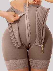 1 chiếc quần đùi định hình cạp cao có khóa kéo, giúp kiểm soát vòng bụng và nâng mông. - Màu tím hoa cà - Xem 6