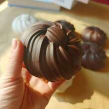 Juguete antiestrés con forma de rollo de flores realistas, súper suave y de rebote lento, con textura lisa y elástica. Aprieta y alivia el estrés, relajante y divertido. - Multicolor - Ver 1