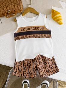 小男孩字母印花背心套裝，老錢風，品牌英文印花拼色上衣 + 字母滿版印花短褲，透氣兒童服飾，熱銷男孩夏季套裝 - 白色 - 查看 3