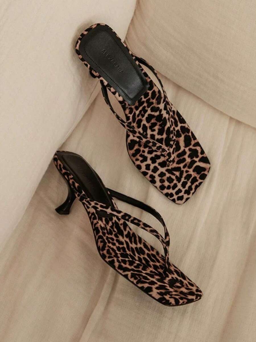 French Square Toe Strappy High Heel Sandals, Kitten Heel Flip Flops, Summer New Arrival - Brown - View 1