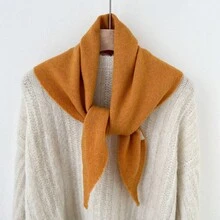 1条纯羊毛三角围巾，用途广泛，保暖性极佳，适合冬季佩戴，可作头饰或时尚多功能礼品。 - 彩色 - 查看 27