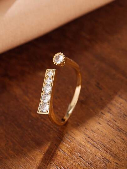 1枚优雅几何水钻开口戒指，百搭实用，适合工作和日常佩戴，简约奢华锆石戒指，女士专属。
