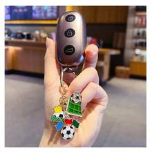 1 pieza Llavero colgante de fútbol americano de metal con simulación de la Copa Mundial 2026, accesorio creativo para aficionados adecuado para EE. UU., Canadá y México - Multicolor - Ver 4